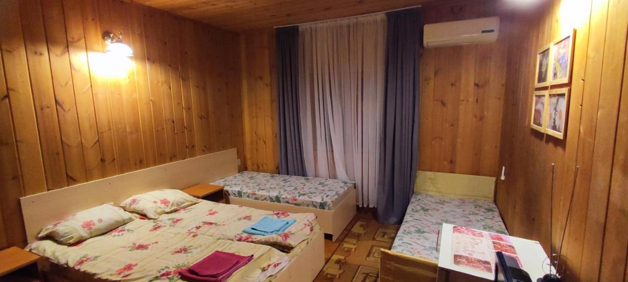 Эко-Отель Гагра Gagra Kültér fotó
